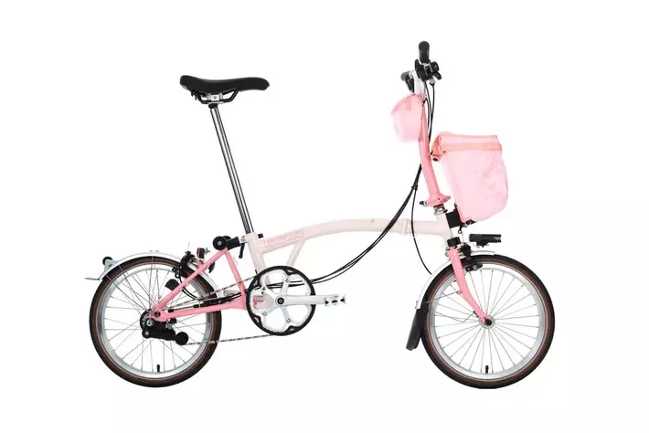 英折りたたみ自転車ブロンプトンが、限定カラー「CHERRY BLOSSOM」を