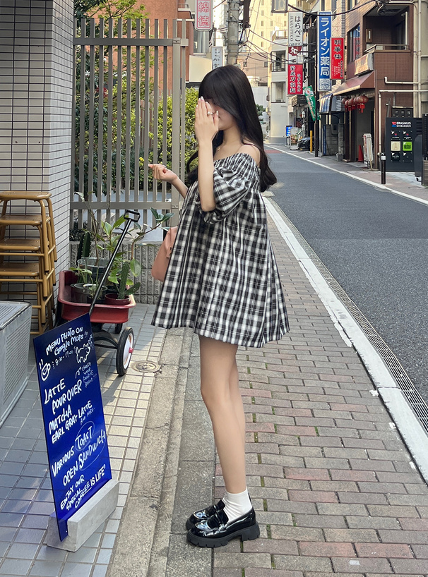 yilon イロン オフショルダーチェックミニOP ブラウン イロン ワン