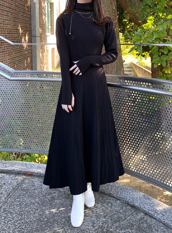 サムホール付きタートルネックニットフレアワンピース[dr646