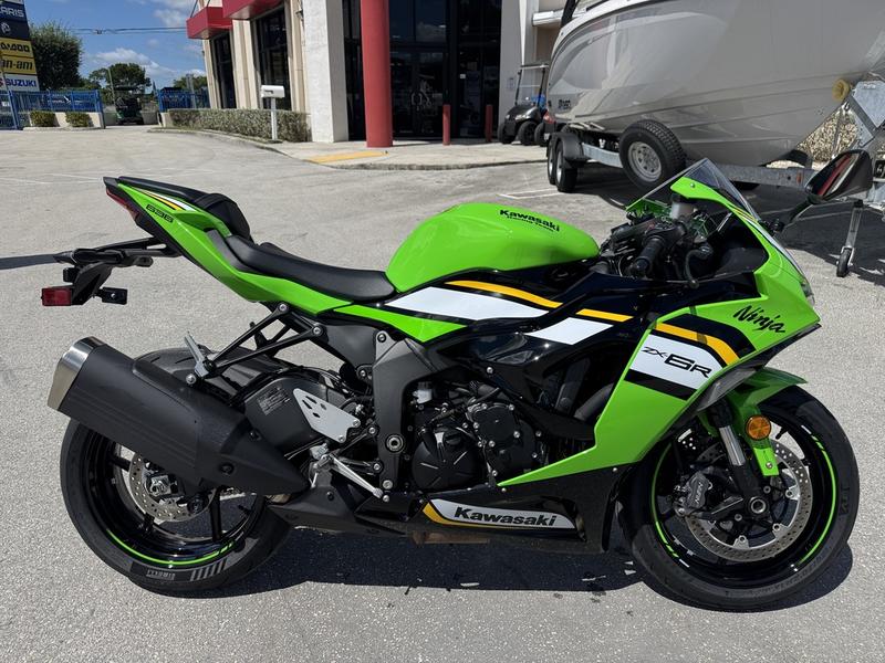 2025 Kawasaki Ninja® ZX™-6R ABS KRT Edition | Riva Motorsports Miami