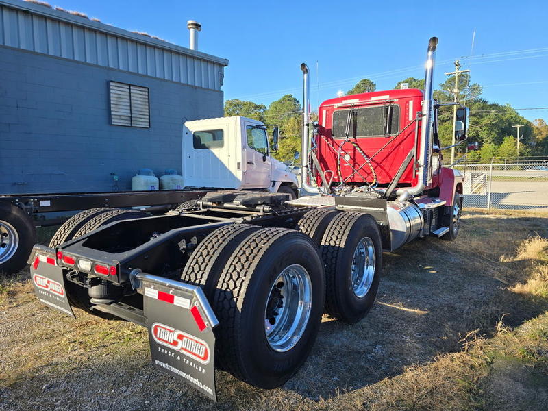 2025 Mack Trucks Pinnacle™ Day Cab | Transource Truck & Trailer