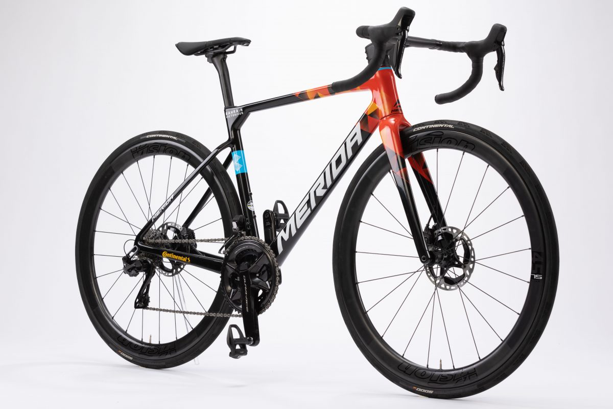 メリダスクルトゥーラXS49チームカラーヒルクライム特化ホイール付き