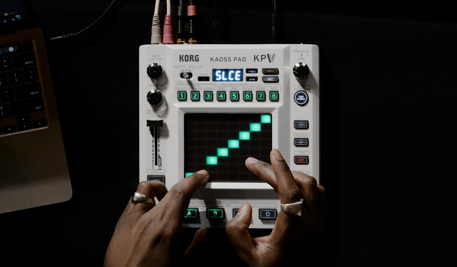 KAOSS PAD V - DYNAMIC EFFECT / SAMPLER | KORG (USA)