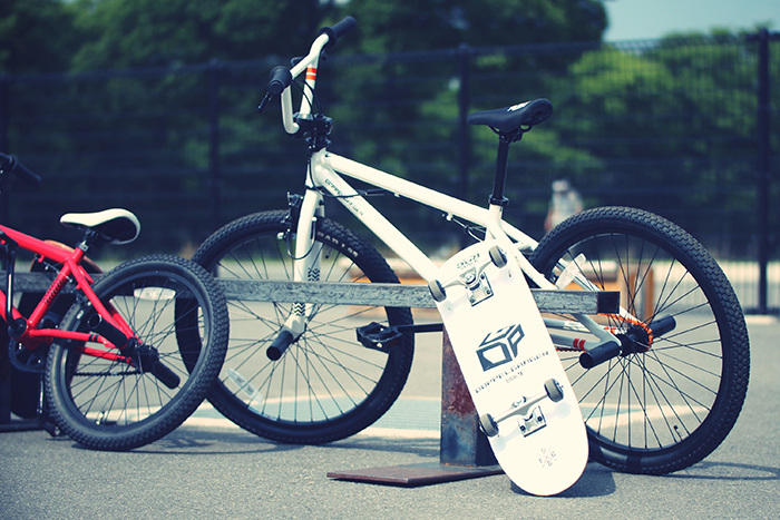 広げればスケートパークに！ BMX・スケートボードでのトリック練習に