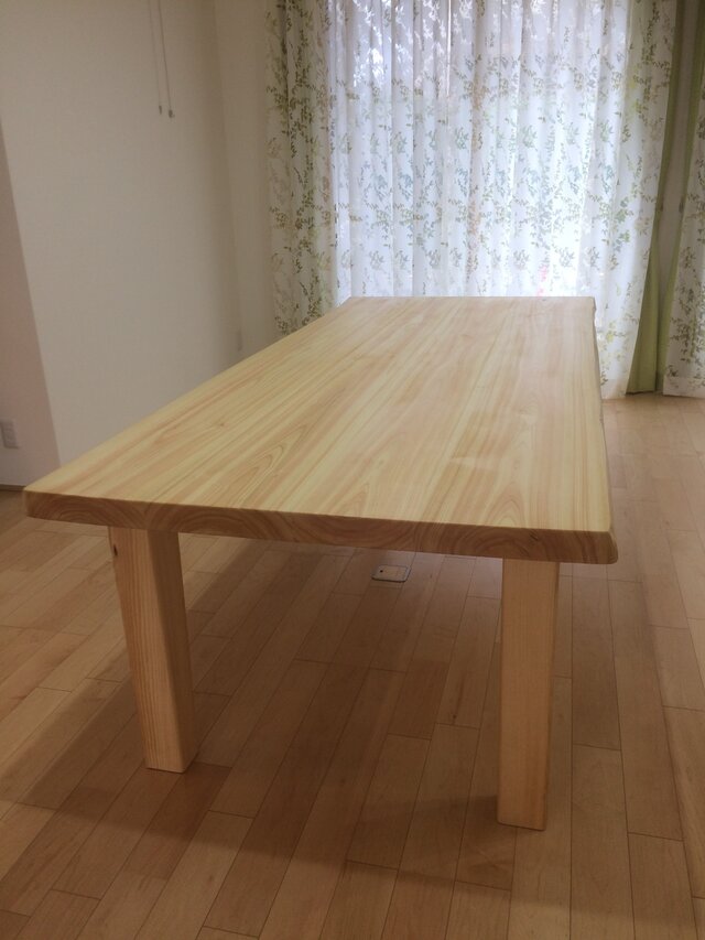 木曽ひのきダイニングテーブル 受注生産 | iichi 日々の暮らしを