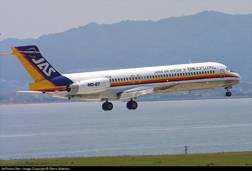 JAL MD-87 1/200 JA8281 日本航空 JAS日本エアシステム JAL MD-87 1