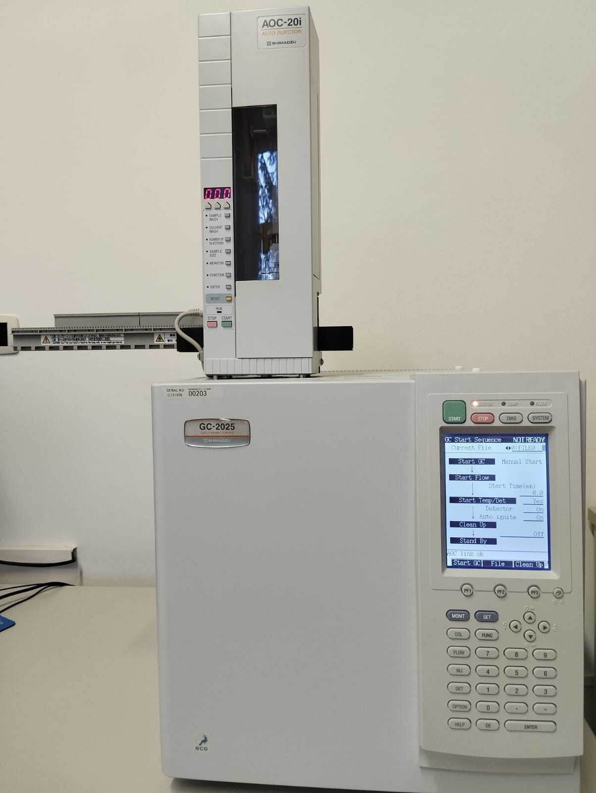 GC SHIMADZU MODEL 2025 (bundle with ALS AOCi20, PC Software, H2