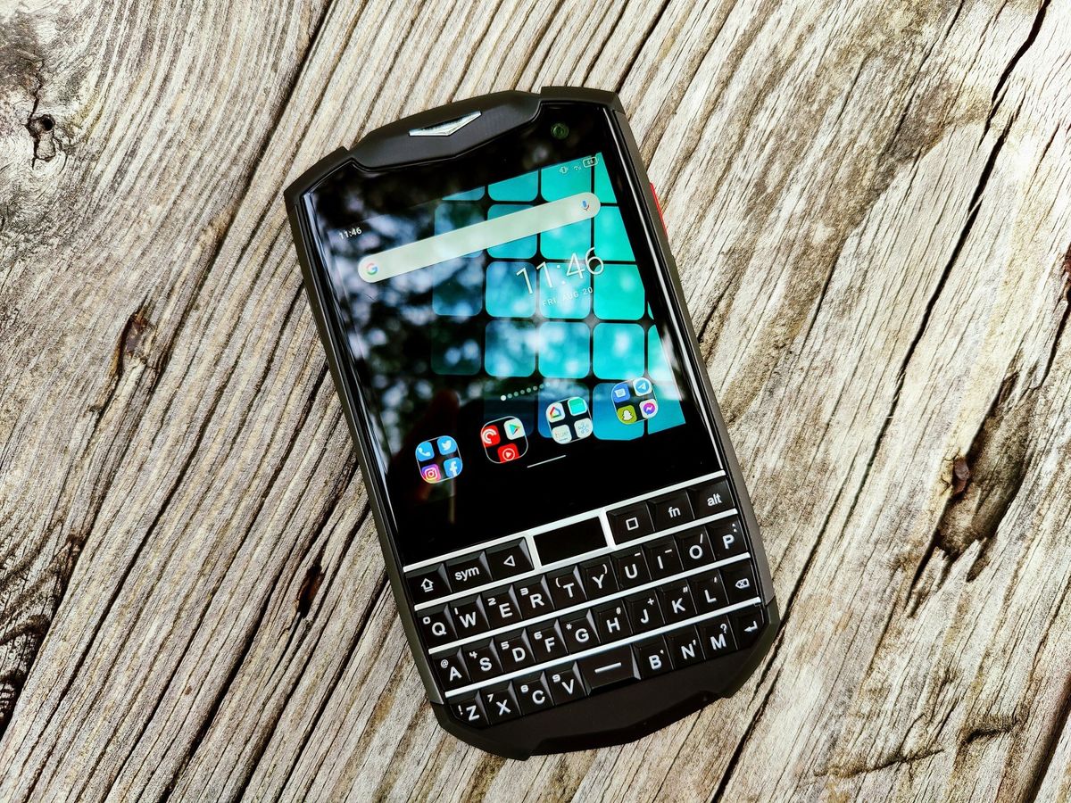 Unihertz Titan Pocket review: A phone that's trying to do so much