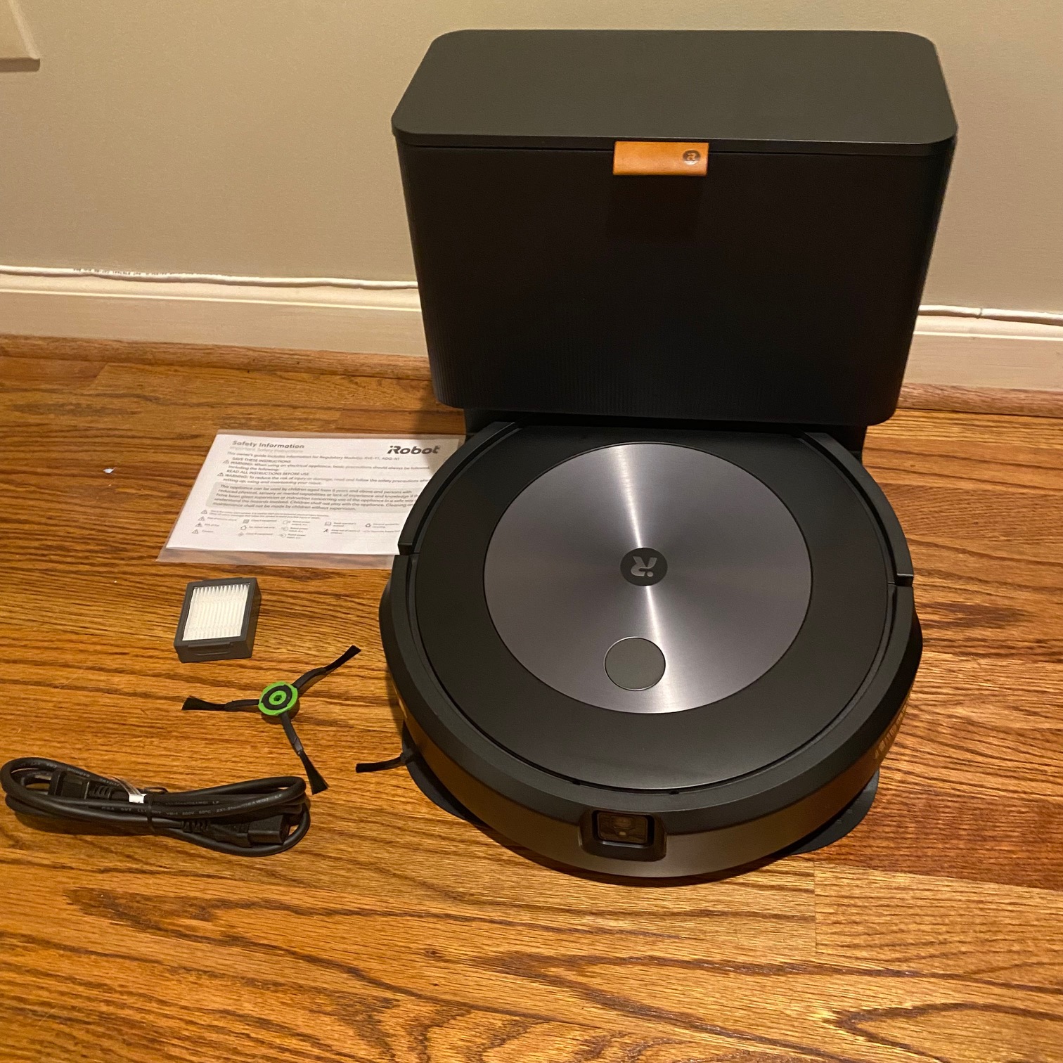 iRobot Roomba j7+ robot vacuum review | Homes and Gardens