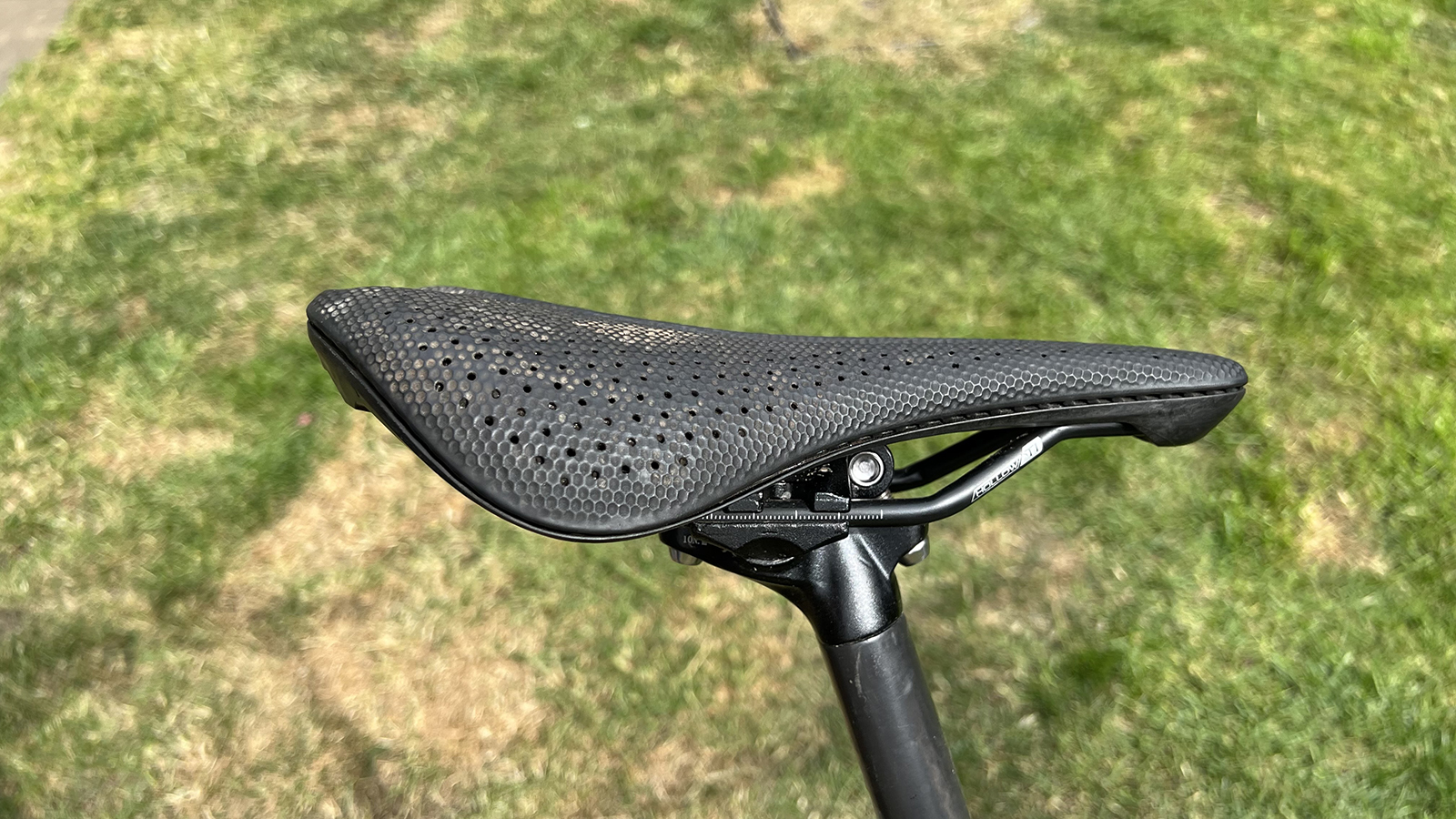 Specialized Power Pro with Mirror saddle review | Bike Perfect
