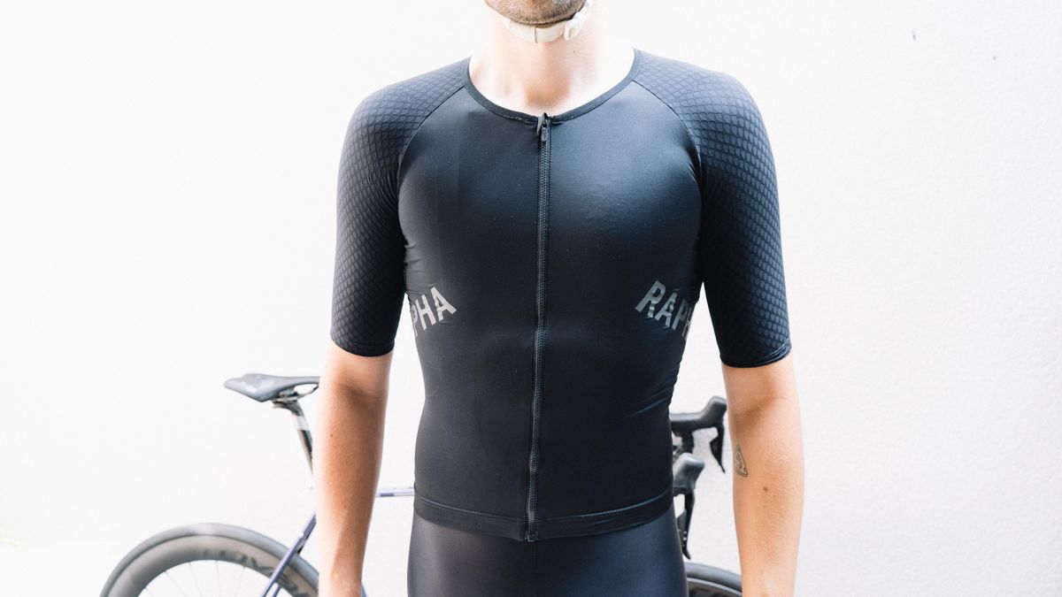 The new Rapha Pro Team Aero Jersey is the best aero cycling jersey