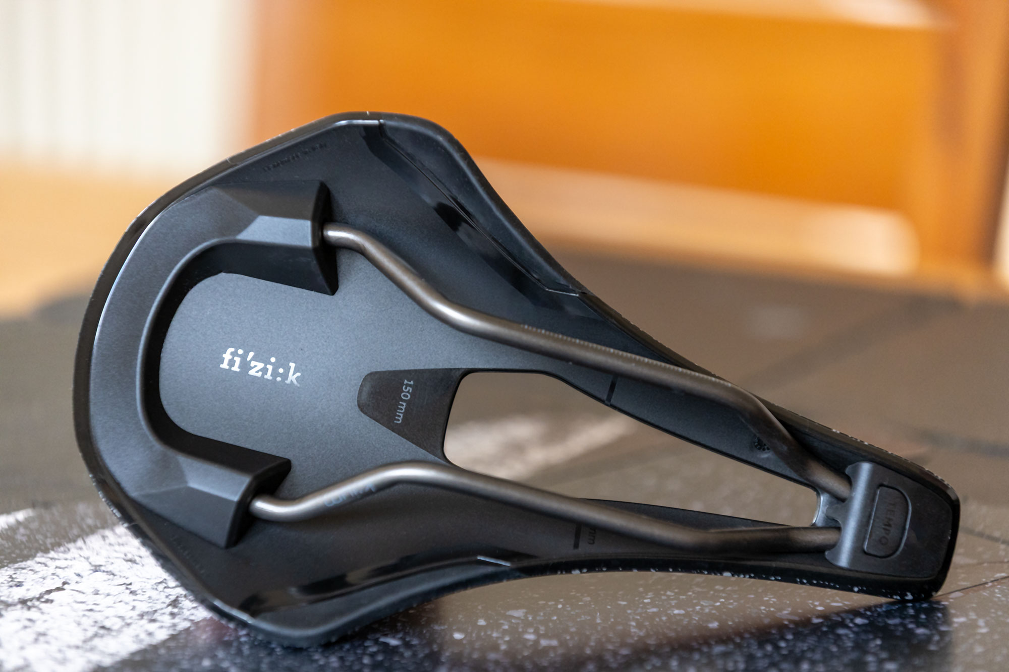 Fizik Tempo Argo R3 Les Classiques saddle review: comfort both on