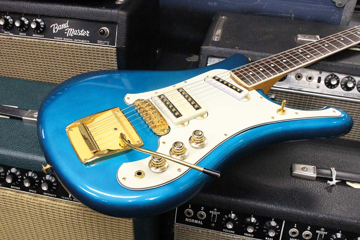 The '60s-Era Yamaha SG-7 Is an Offset Like No Other | GuitarPlayer