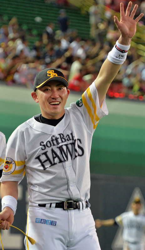 プロ野球：ソフトバンクの内川、2000本安打へ [写真特集7/6