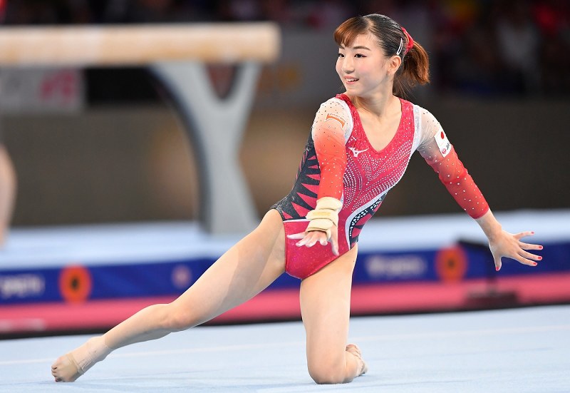 体操日本女子、東京五輪の団体出場枠獲得 4大会連続 [写真特集15/19