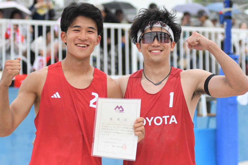 とにかく明るい水町泰杜 同僚、友人が驚かない「ユニバ二刀流」/下