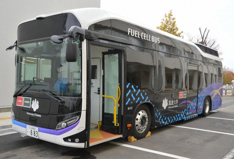 災害時、自前電源で出動 水素バスで感染症検査 筑波大が実証実験 成人