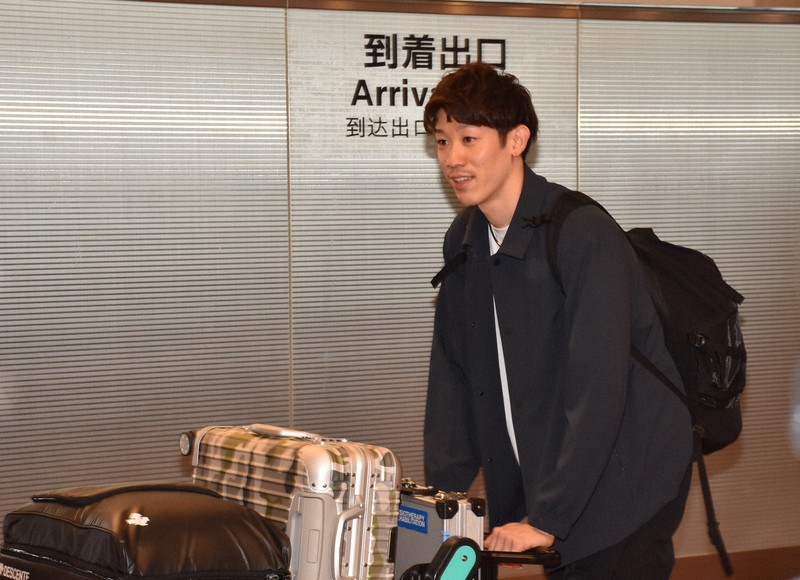 バレー石川祐希が帰国 セリエA自身初の4強に「まだまだ先に行ける