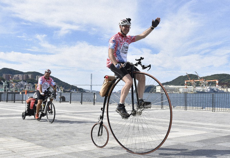 137年前「ダルマ自転車」の旅再現 長崎→横浜、アメリカ人が挑戦