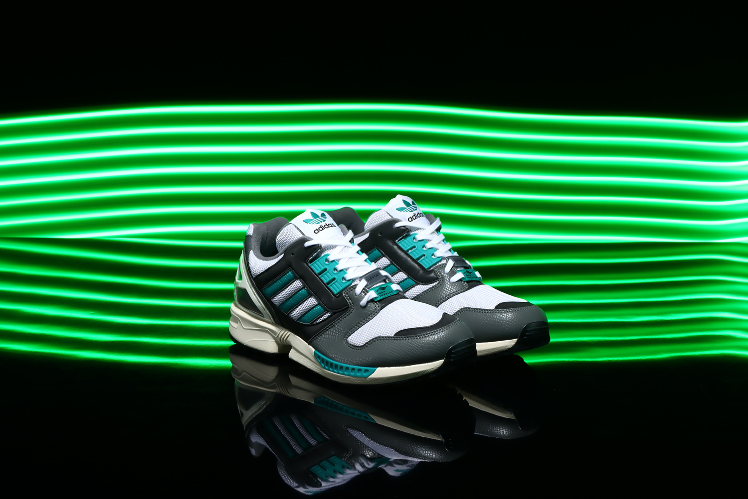 adidas Originals ZX 8000 G-SNK atmos ”EQT”』が8月20日にリリース
