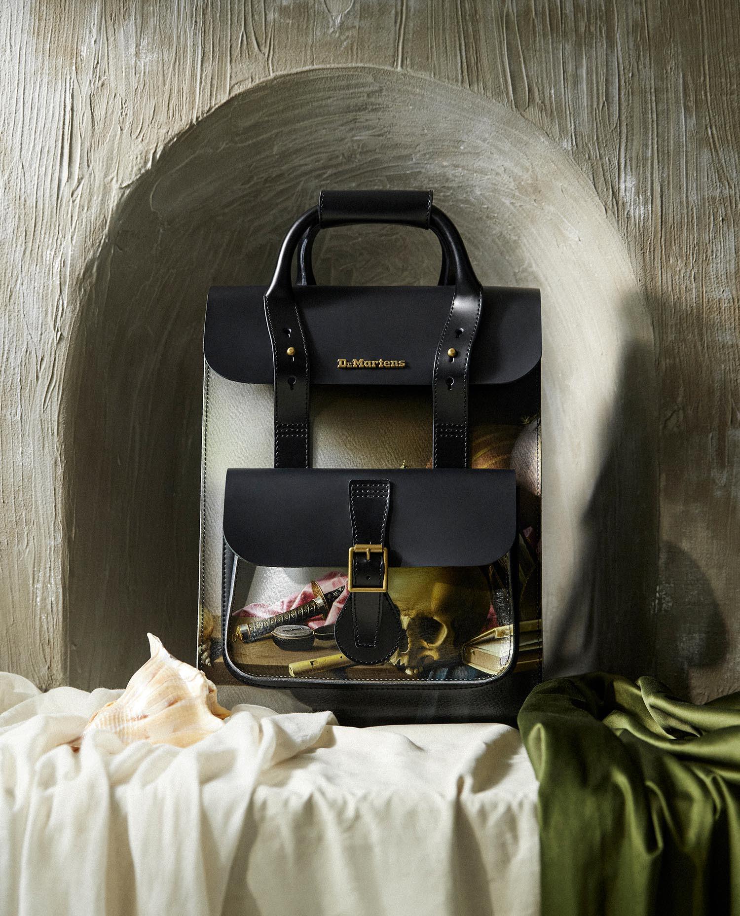 AB065101.81.jpg?$medium$