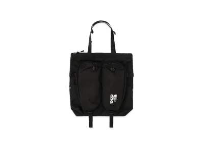 両者のロゴが際立つ、黒のカプセルコレクション！The North Face× CDG