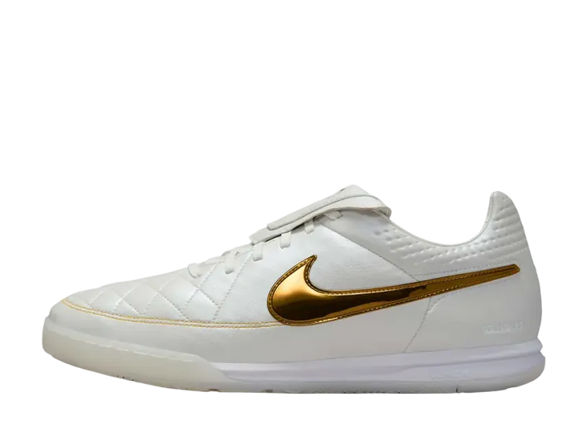 Ronaldinho × Nike Tiempo Legend 
