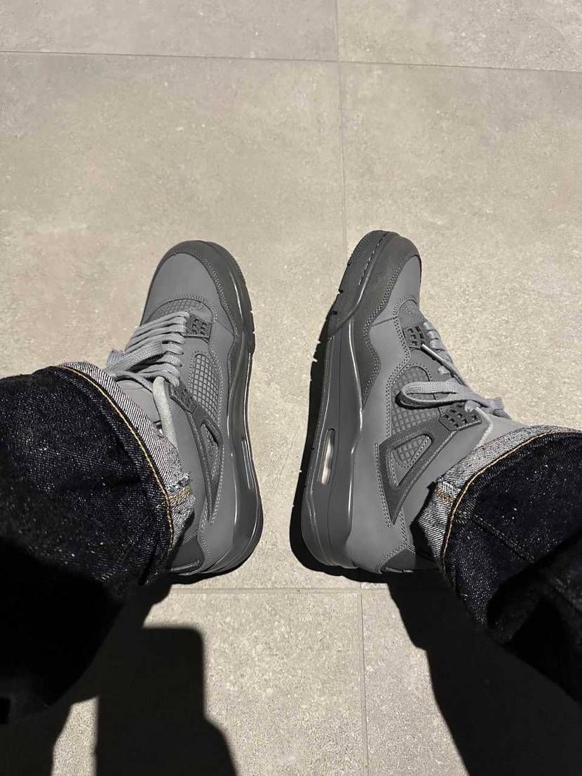Nike Air Jordan 4の新色 