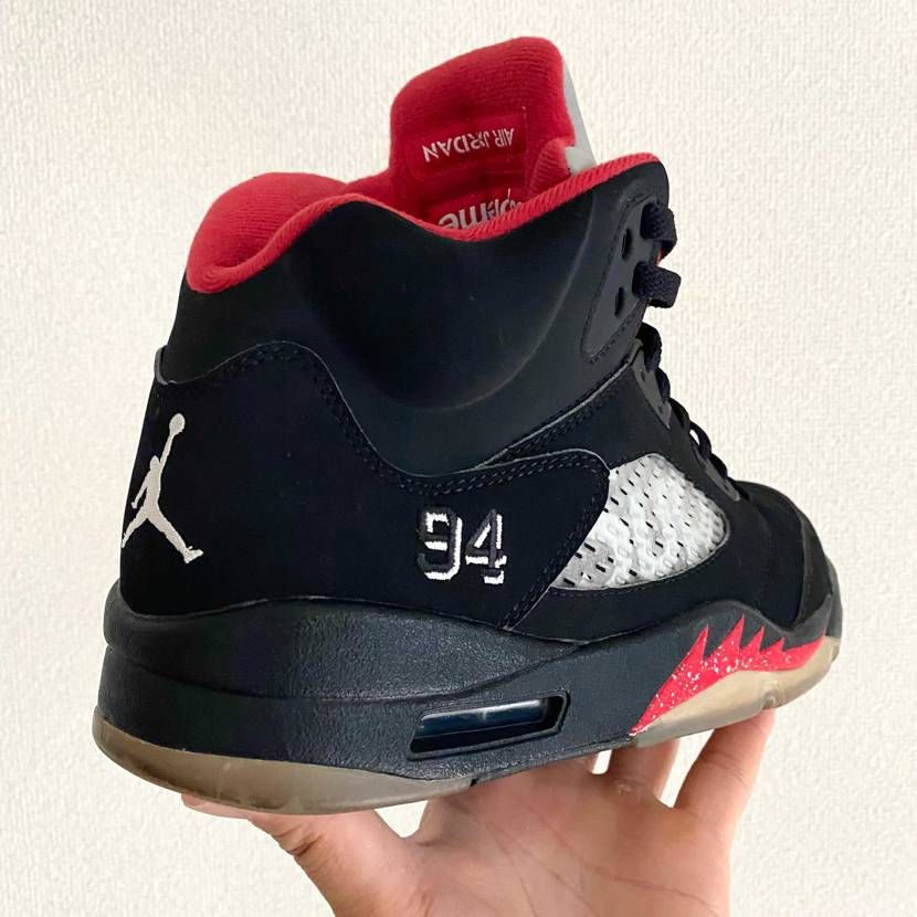 シュプリーム × ナイキ エアジョーダン5 レトロ 