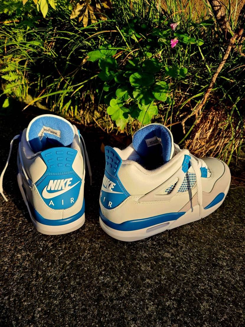 ナイキ エアジョーダン4 レトロ 