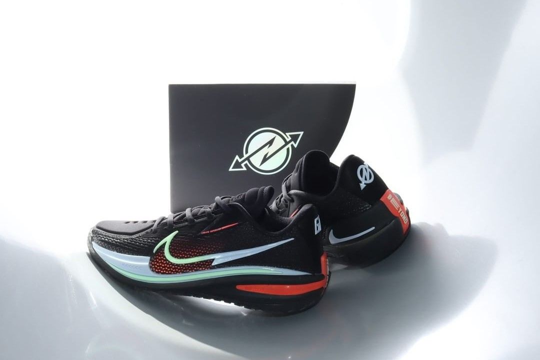 スニダンで購入可】4/29発売 NIKE AIR ZOOM G.T. CUT 
