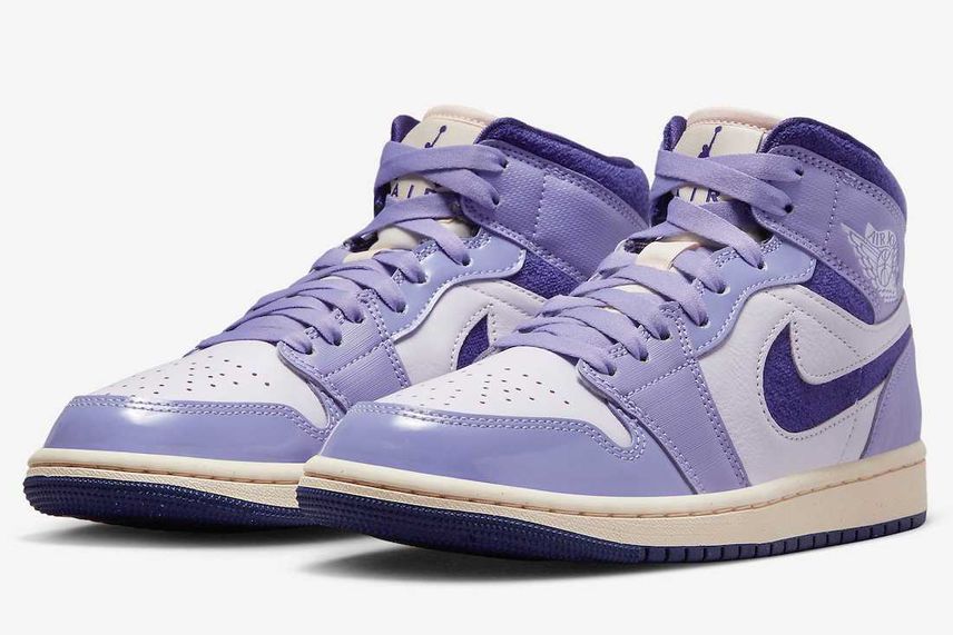 Nike Women's Air Jordan 1 Mid 