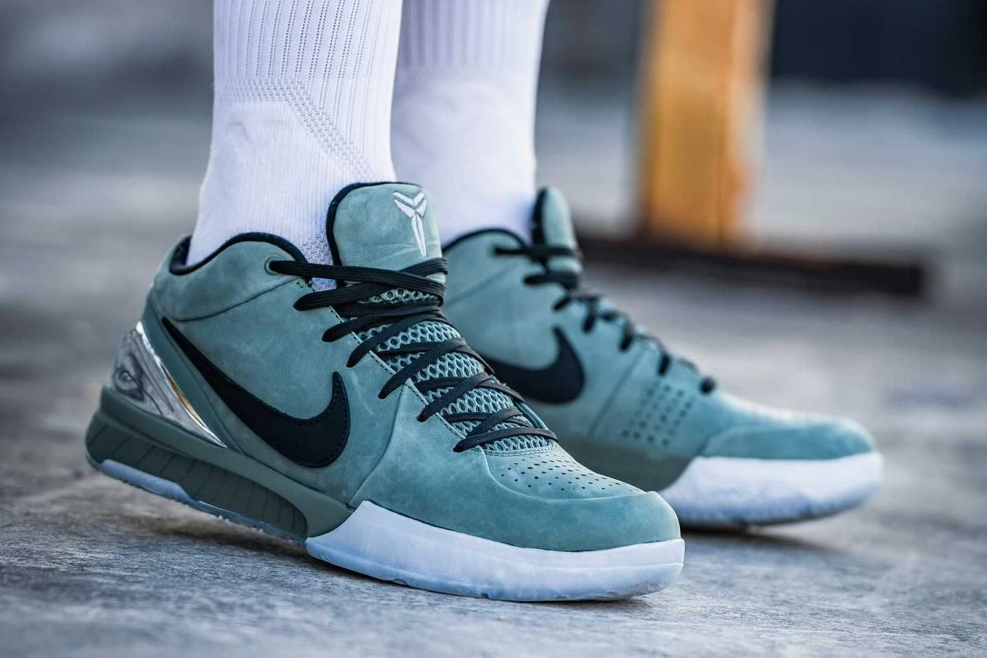 6/7発売｜Nike Kobe 4 Protro 