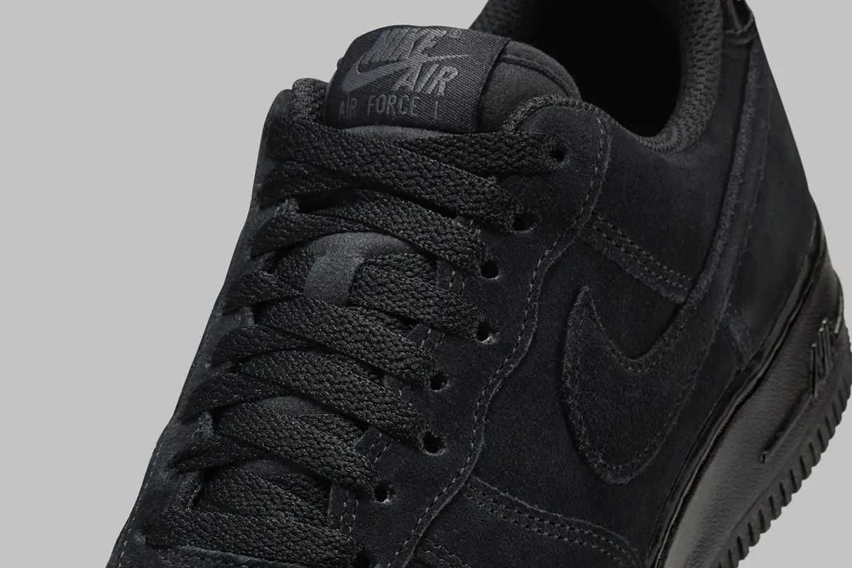 Nike ブラックスエード スニーカー 【公式通販】