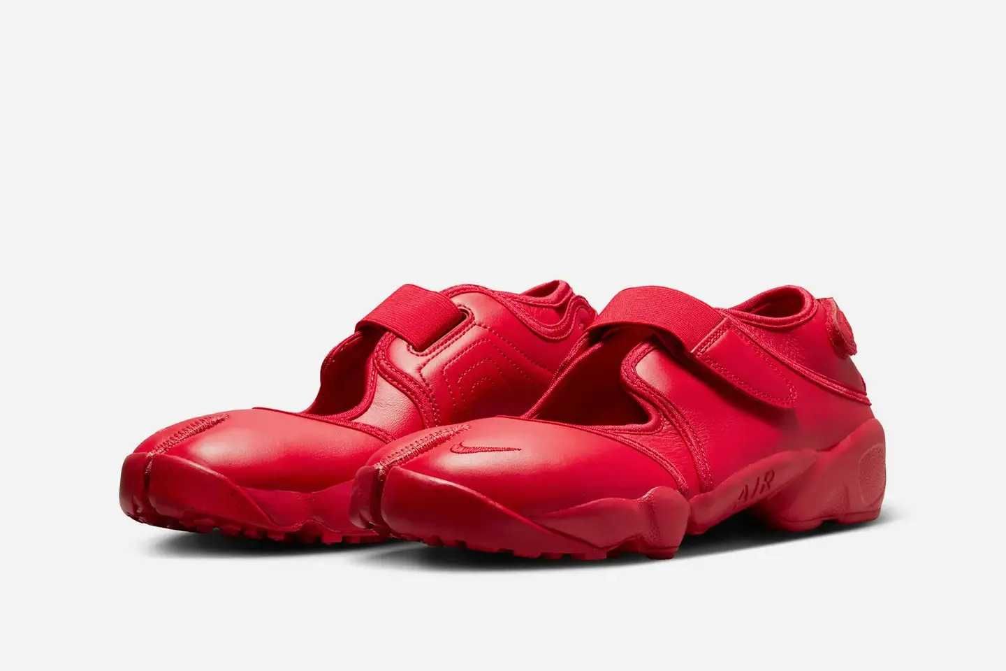 12/14・12/18発売｜Nike Women's Air Rift Leather 