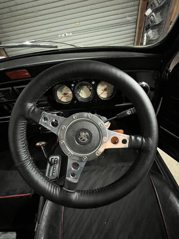 ステアリングセンターへの道 真っ直ぐ走りたい（ローバー ミニ・MK IX