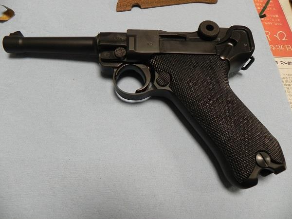 ルガーP08のグリップを交換したの巻｜銀鬼7のブログ｜銀鬼7のページ