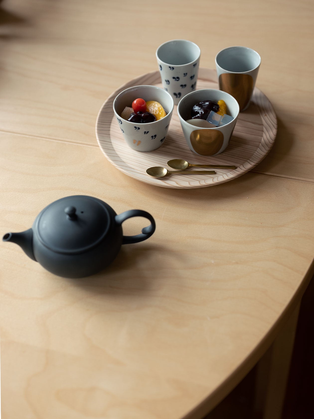 ☆昭和レトロ☆ レア！ 印判 人気の 網目紋様 茶碗 五客 猪口三客