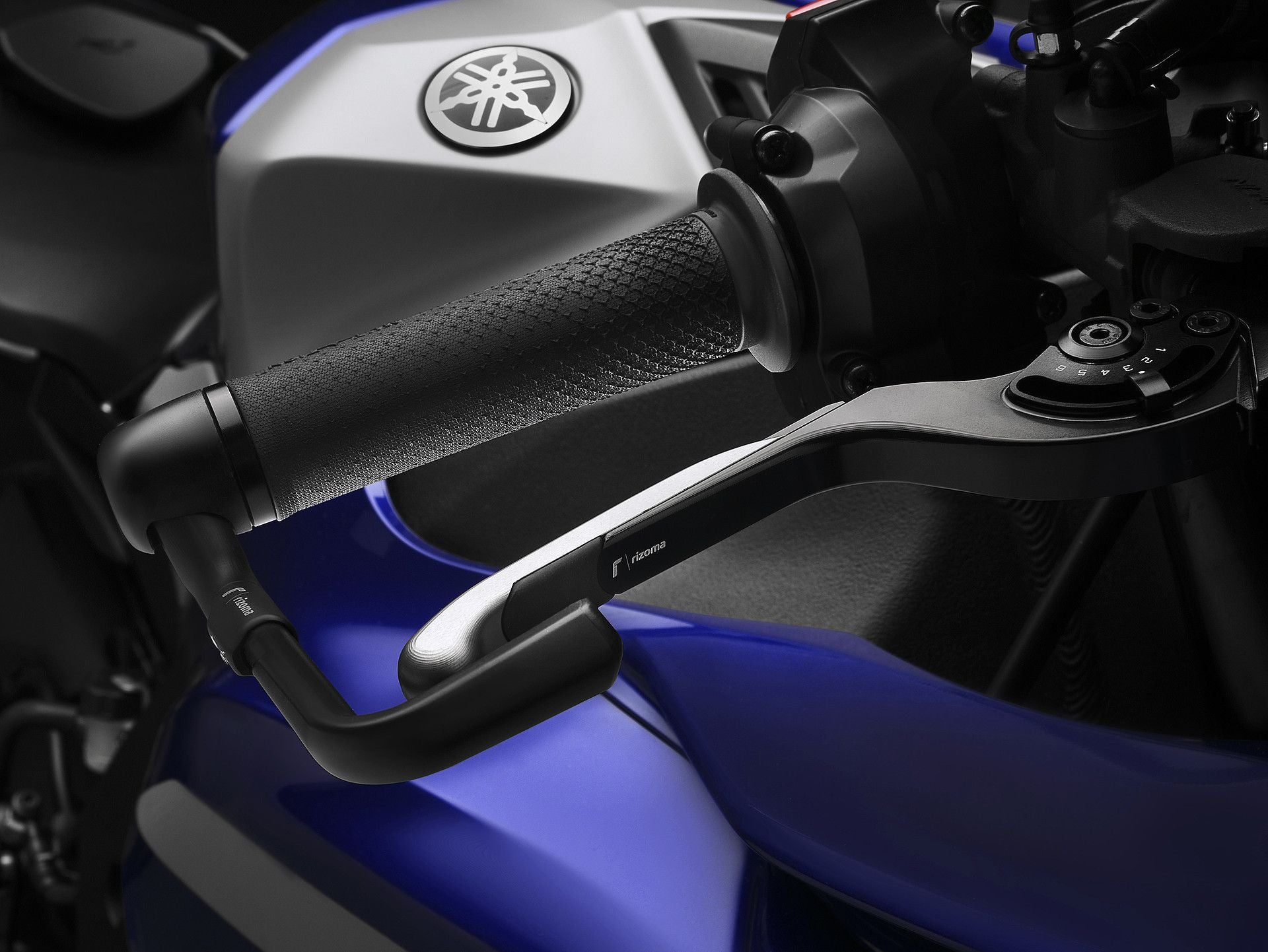 YZF R1 (2020 - 24) – rizoma Japan