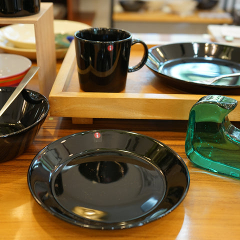 iittala イッタラ teema ティーマ マグ 0.3L ブラック 7iro コースター