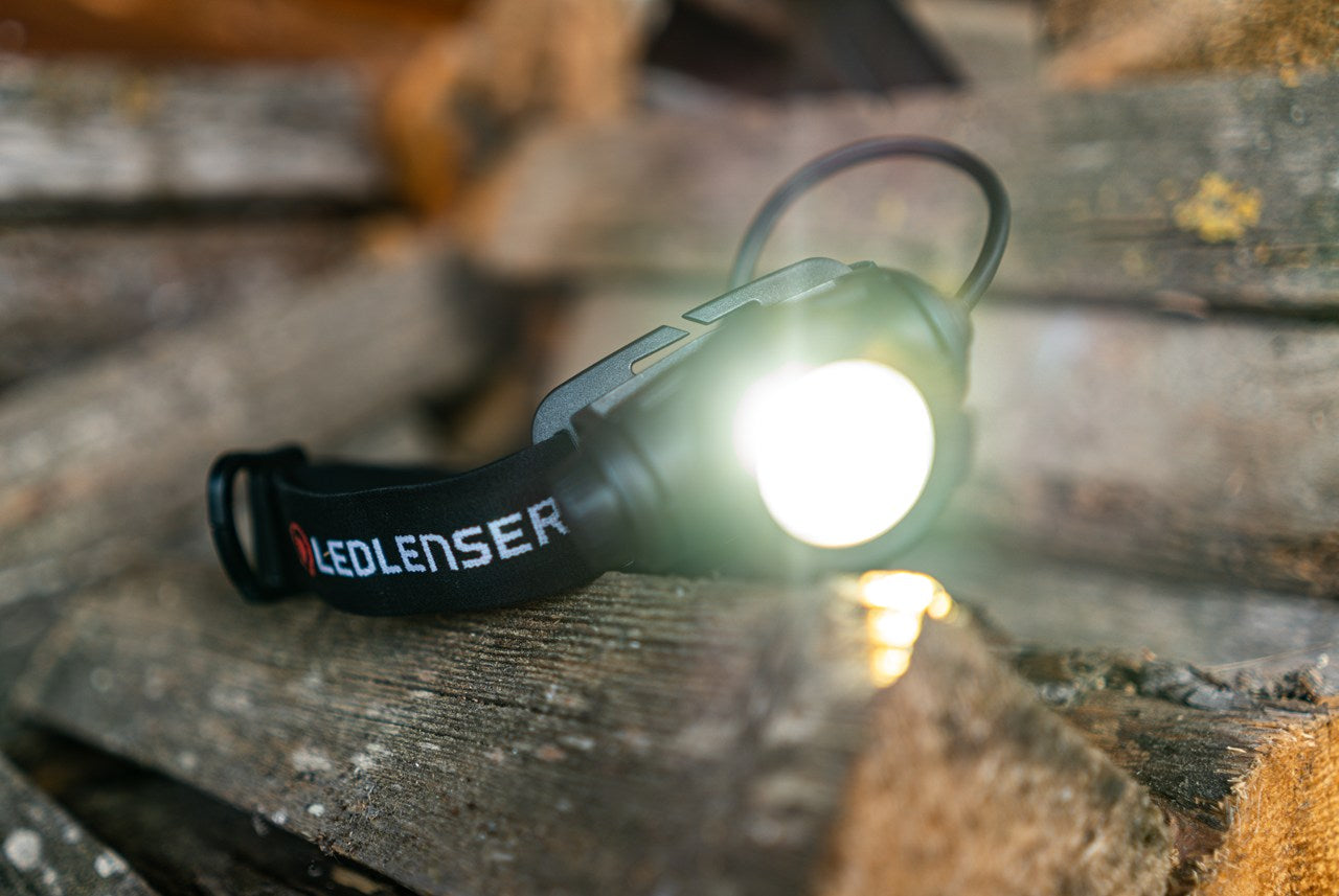 断捨離 LEDLENSER H7R CORE ヘッドランプ Ledlenser H7R Core Headlamp