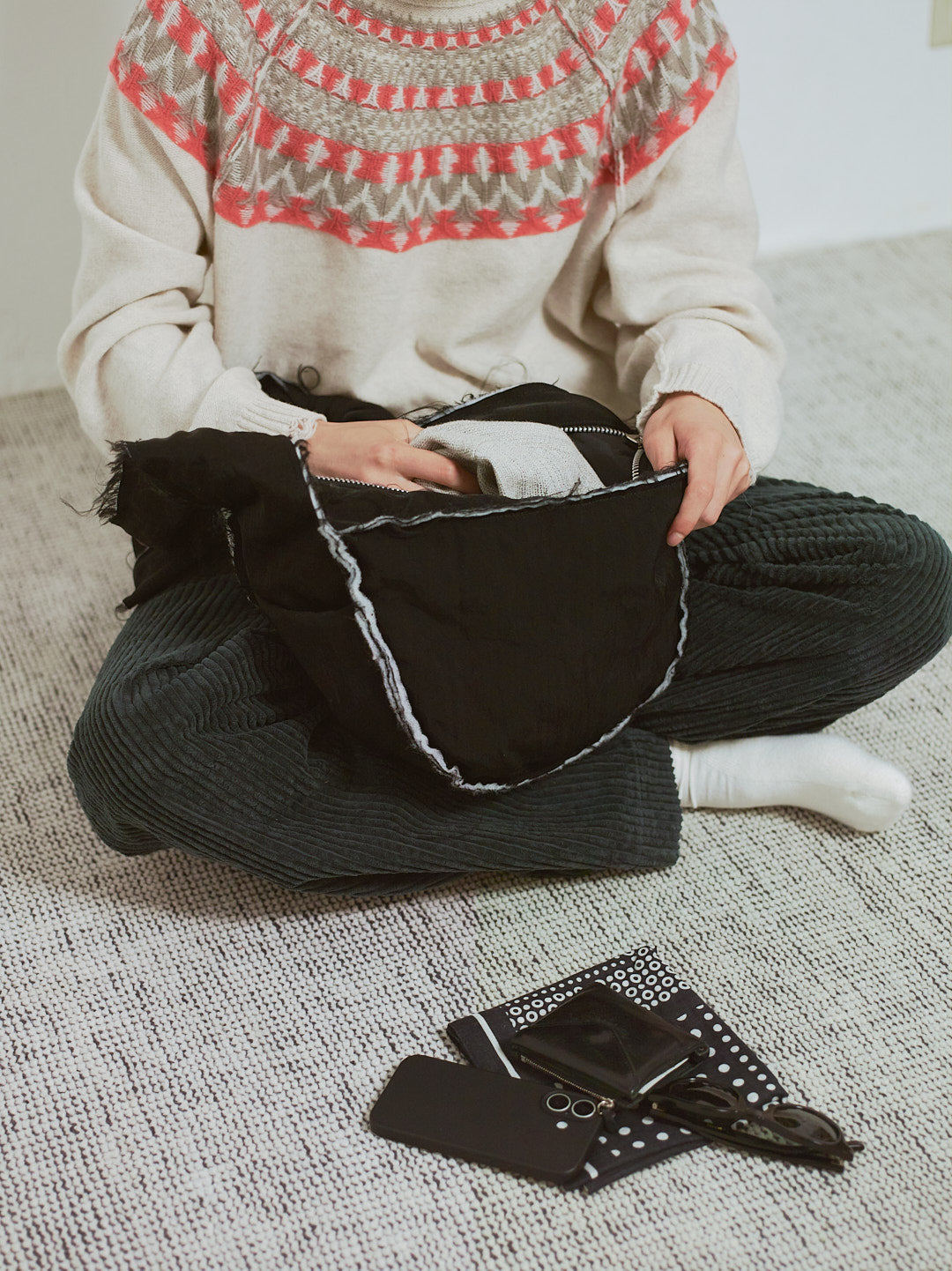 ITTI × name.｜ANNIE PUFFER TOWN MOON BAG 限定発売｜中綿ナイロン×三日月
