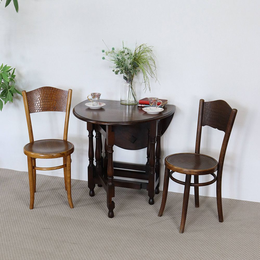 クロコ模様です♪ ベントウッドチェア／THONET AA1-NNBW-007