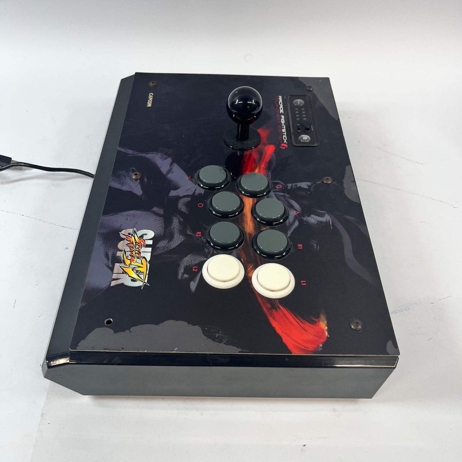 Mad Catz Street Fighter IV Arcade FightStick Tournament Edition S