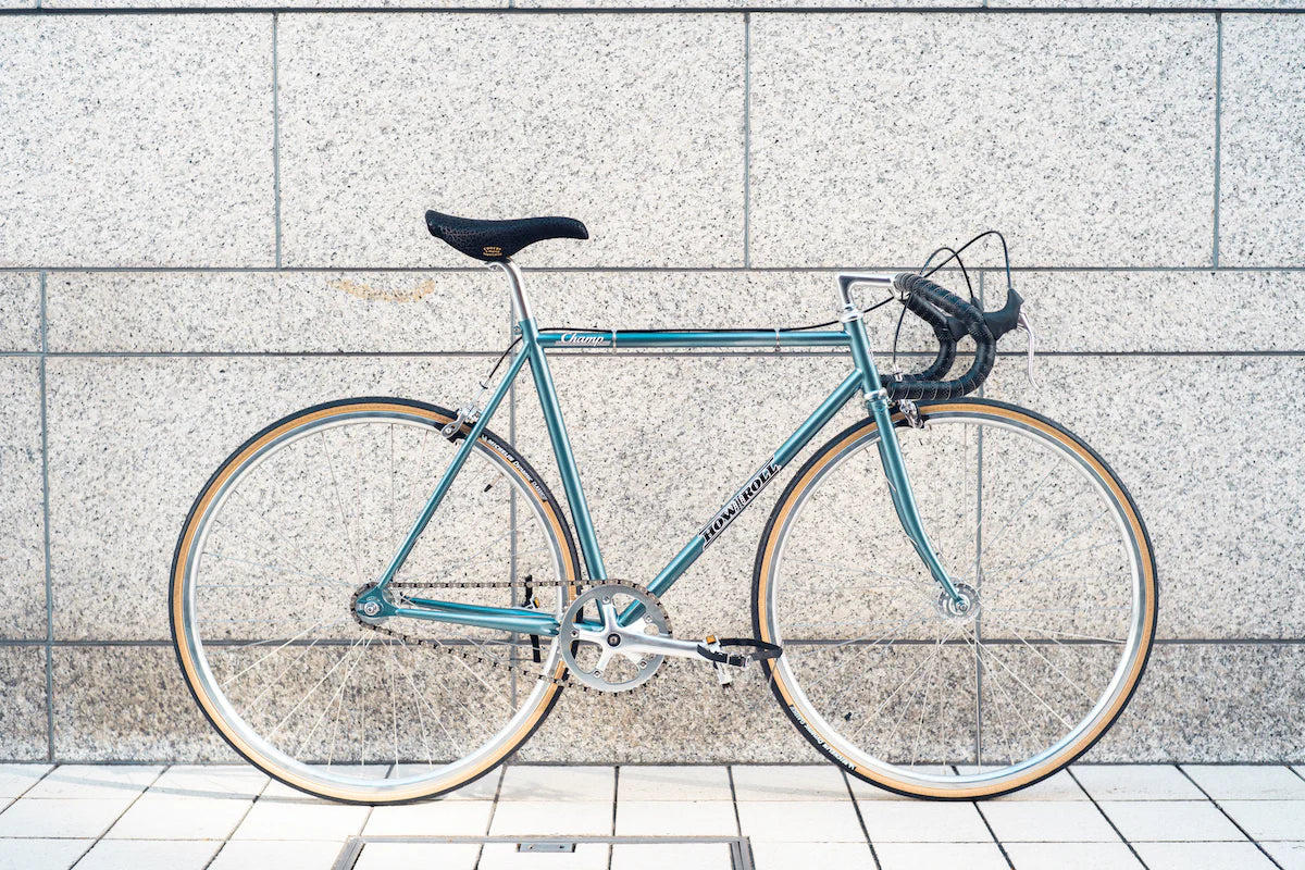 HOW I ROLL CHAMP から即完売の