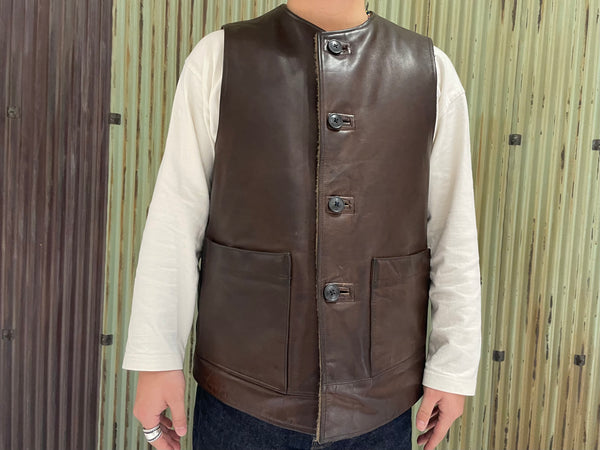 インナー・アウター選ばず使えるアイテム》JERKIN VEST -HEMP CANVAS