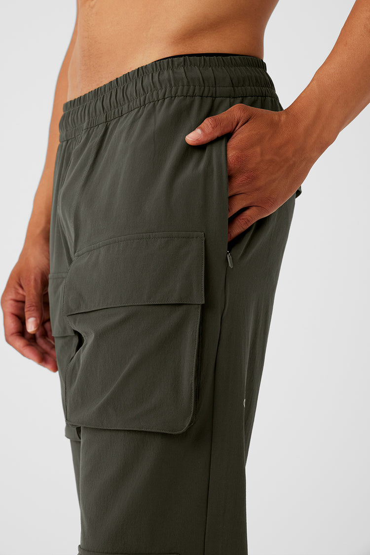 Cargo Venture Pant - Stealth Green | ALO