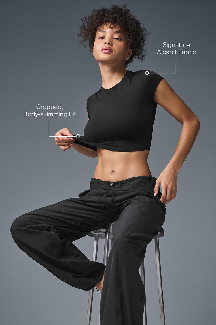 Alosoft Crop Finesse Short Sleeve - Black | ALO