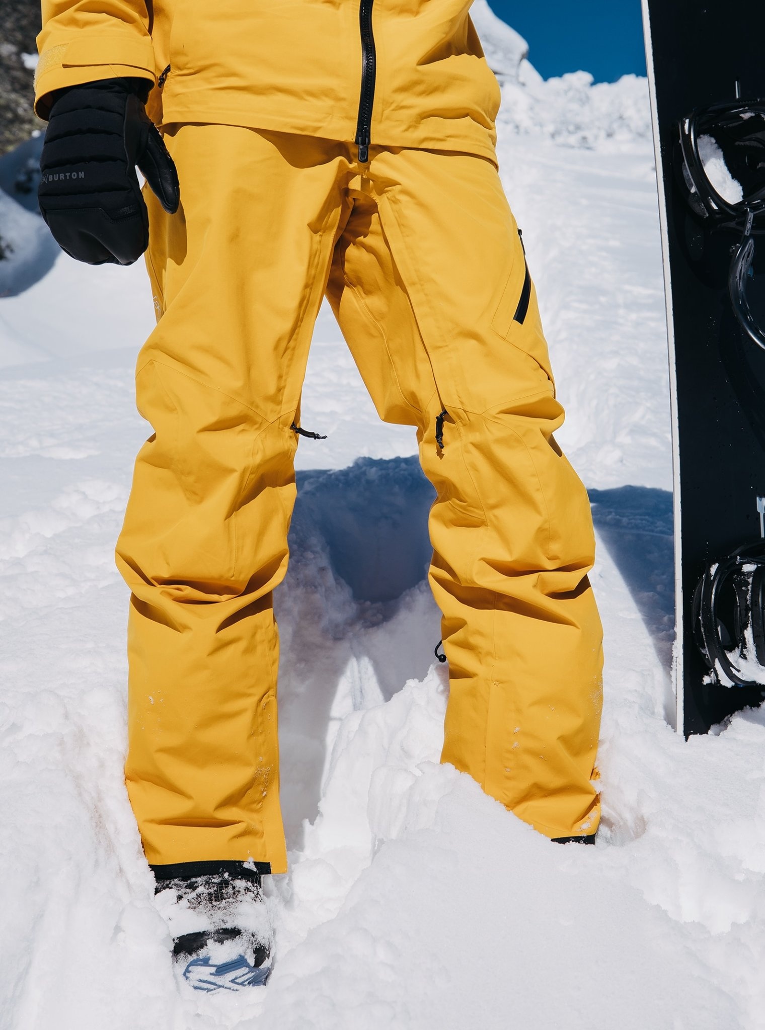 Burton [Ak] Cyclic Gore-Tex Pants 2025 (Mens) | Goldenrod - The
