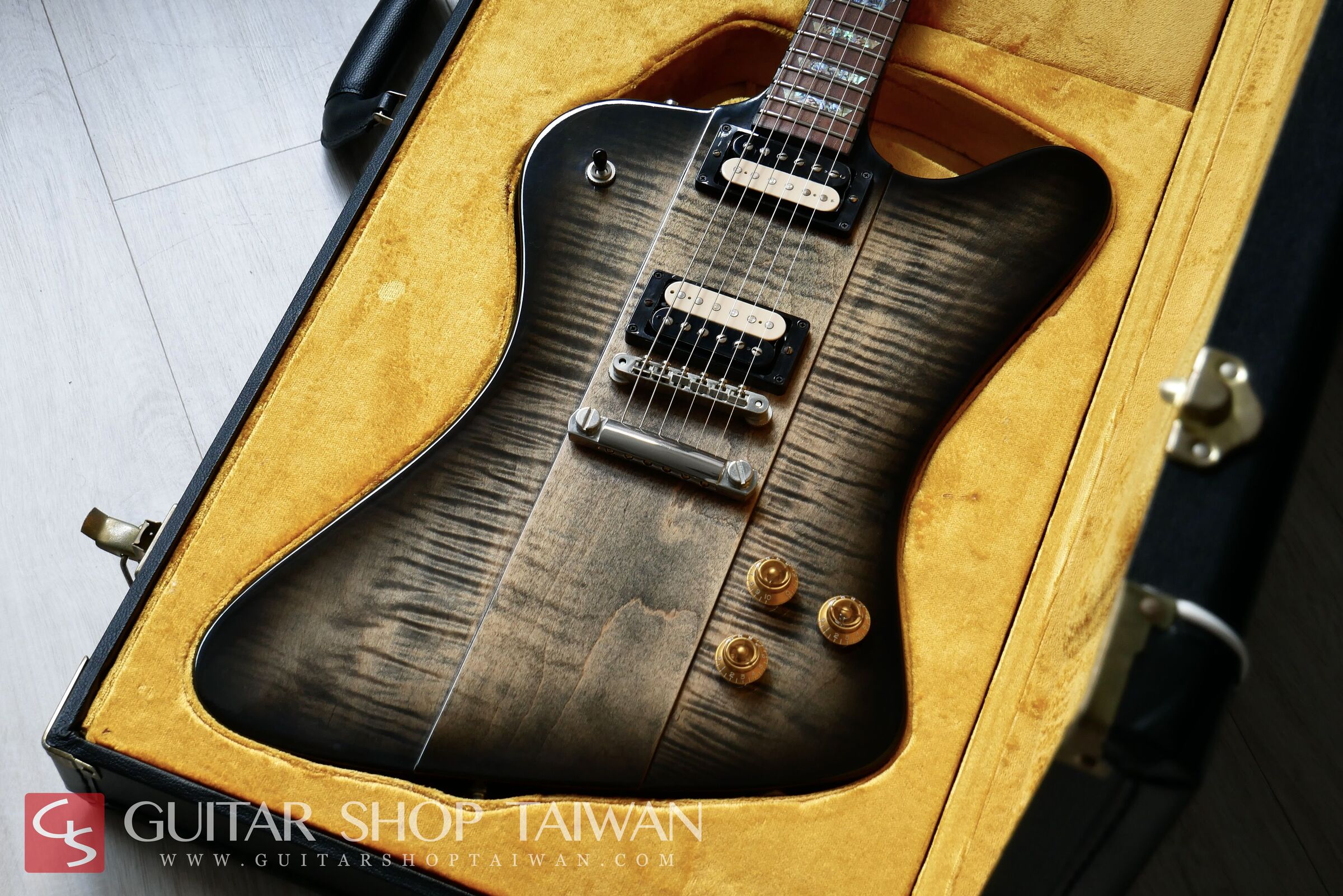 2015 Gibson Custom Shop Tak Matsumoto Firebird Trans Black Burst